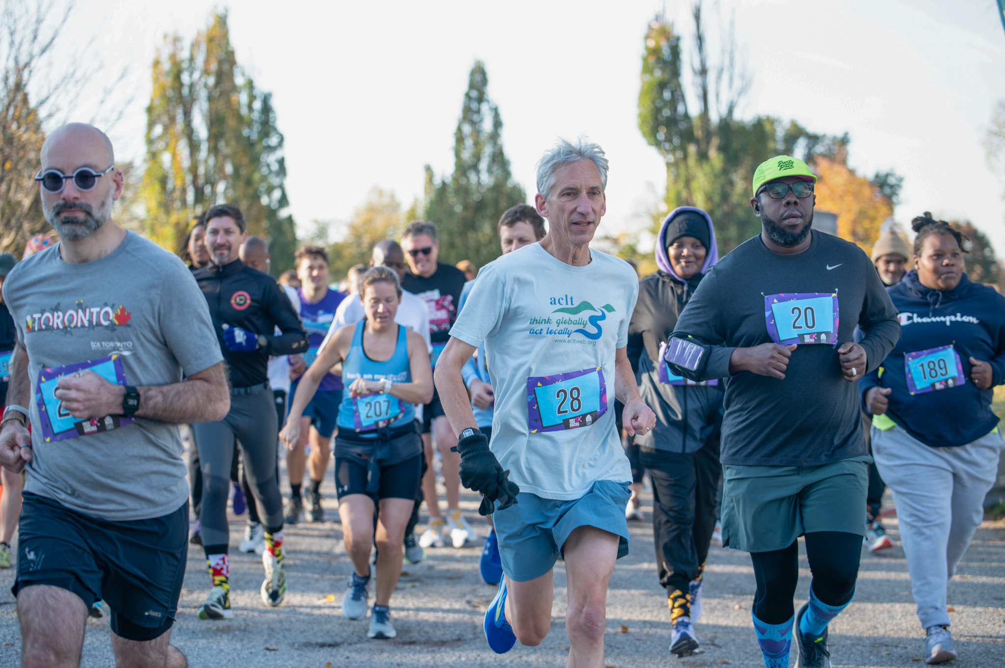 5K runners dash along the course